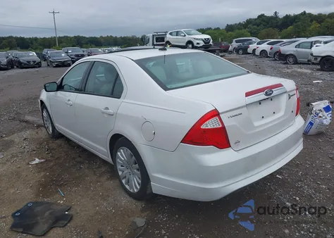 2011 Ford Fusion Hybrid from USA, damaged, VIN 3FADP0L31BR119560